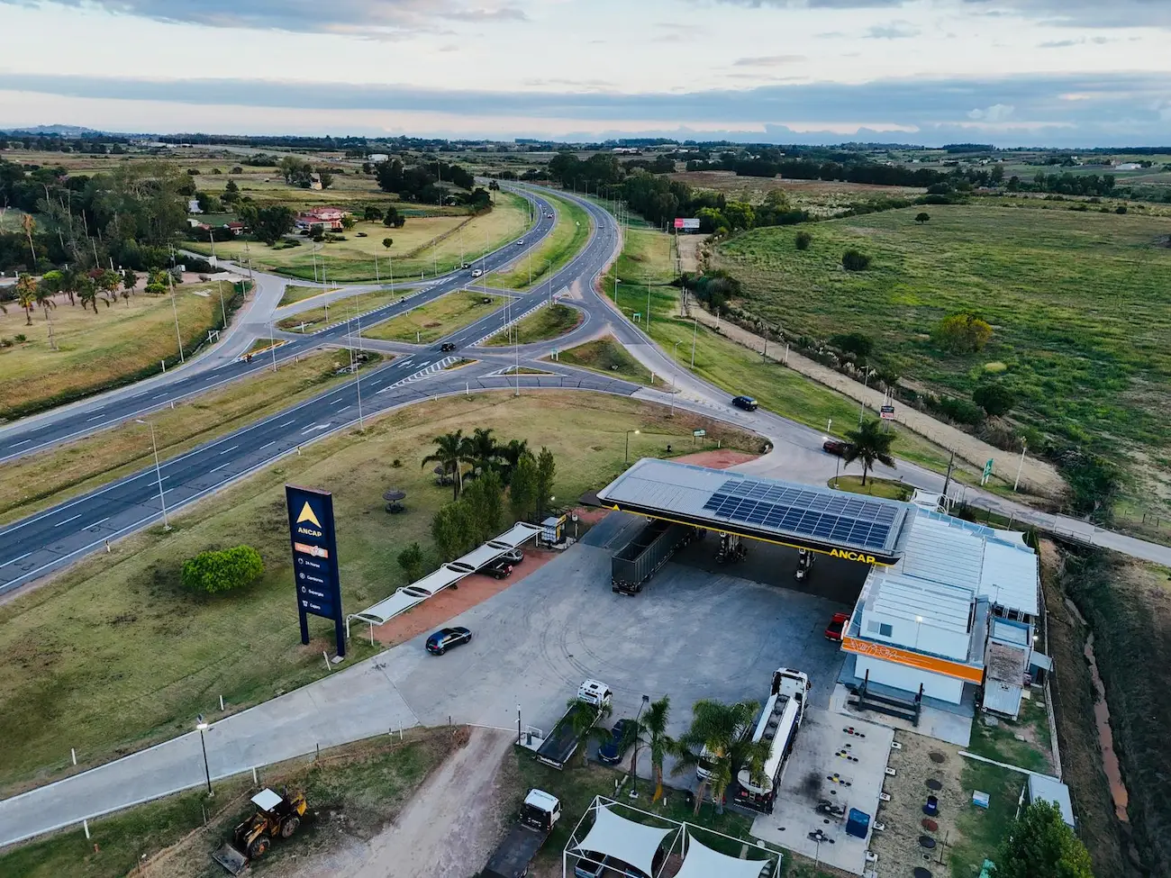 Local de UnoMotors en ANCAP Petrosur